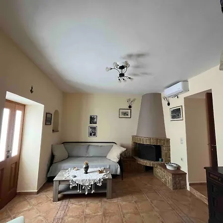 Nyaraló Emma's Maisonette House By