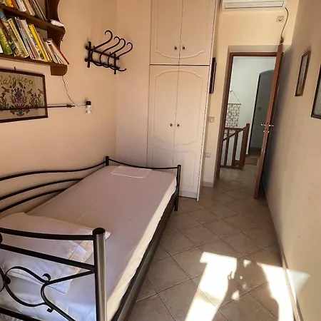 Emma's Maisonette House By Σπίτι διακοπών *